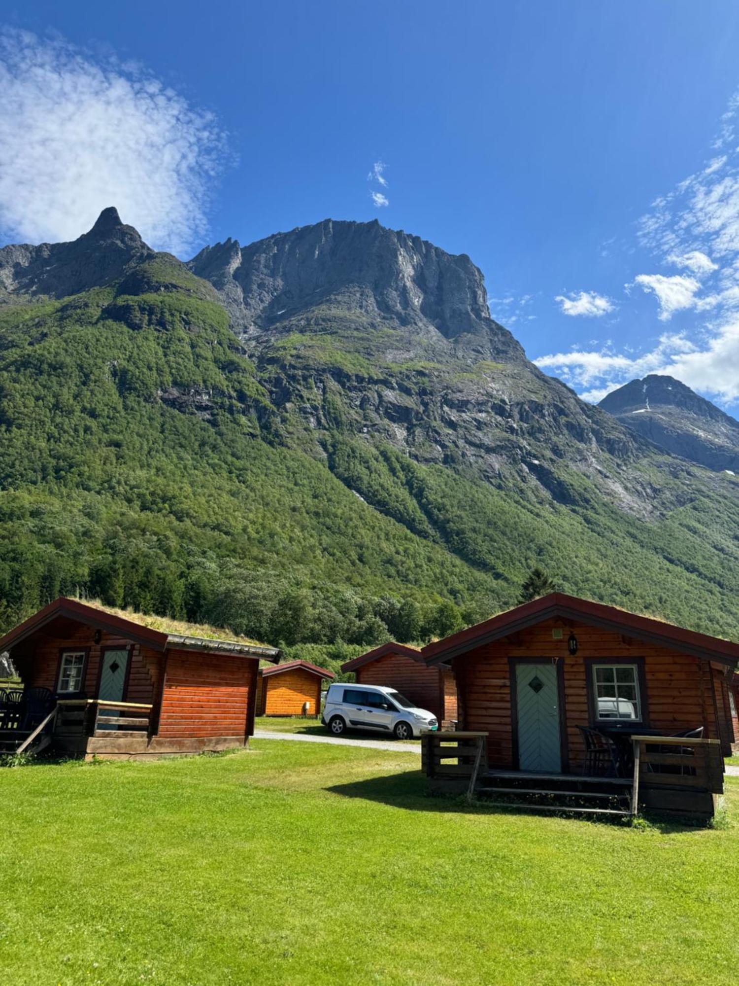 Trollstigen Camping And Gjestegard Åndalsnes Dış mekan fotoğraf